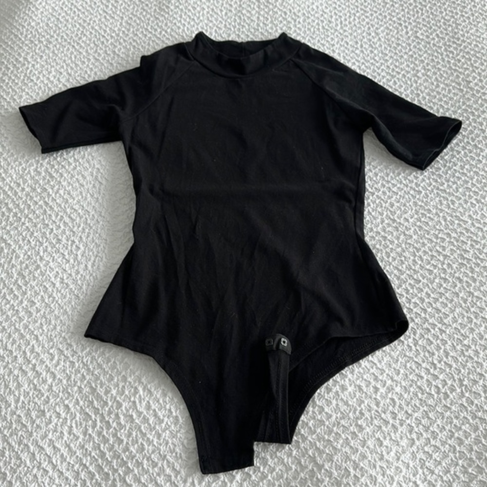 Pretty little thing mid neck bodysuit - size US 4